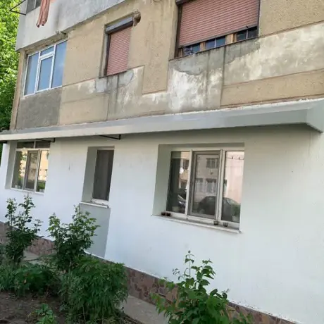 Clădire care urmează să fie recondiționată