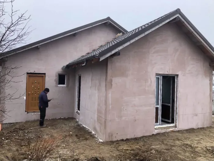 Case la gri - lucrare executată de NicoDav Construct